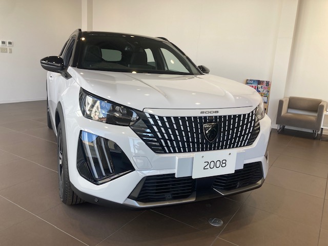 NEW PEUGEOT 2008 HYBRIDデビューフェア開催